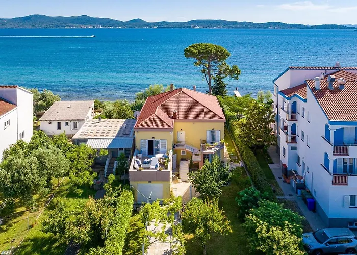 Carmen 아파트 Sukošan